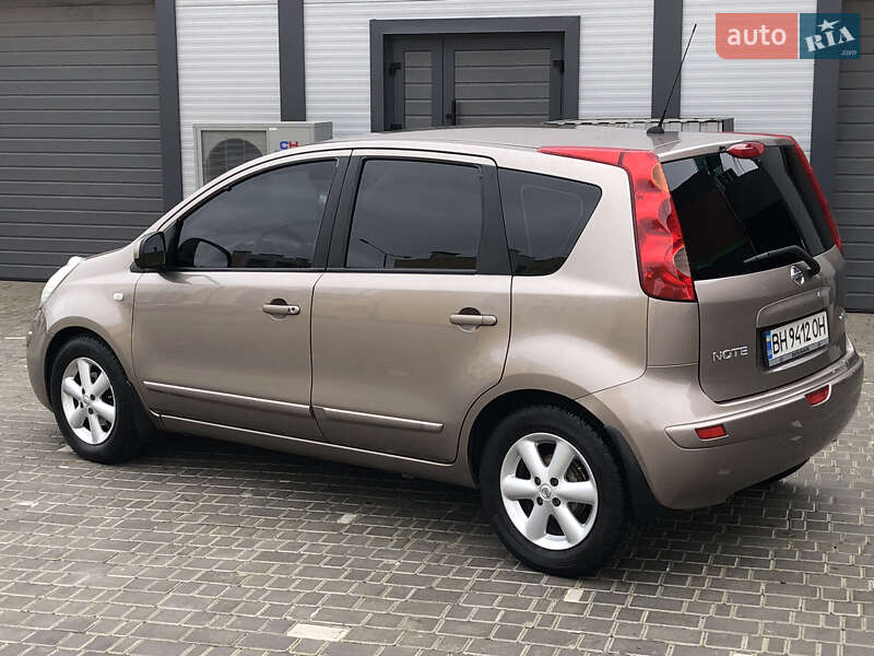 2008 nissan note