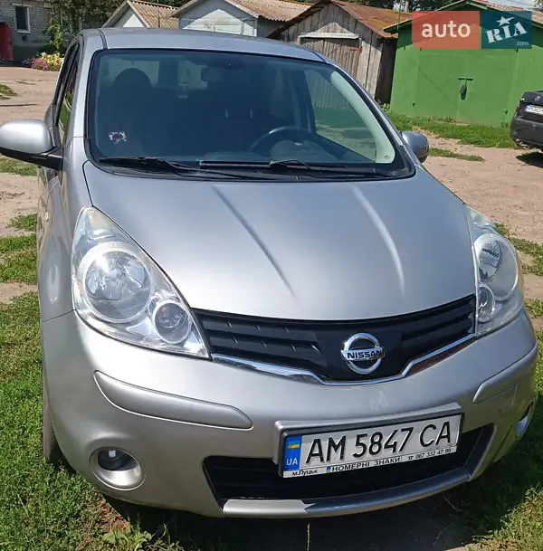 2012 nissan note