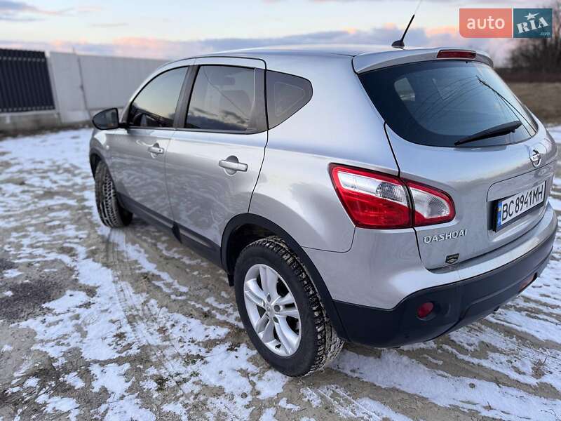 2010 nissan qashqai