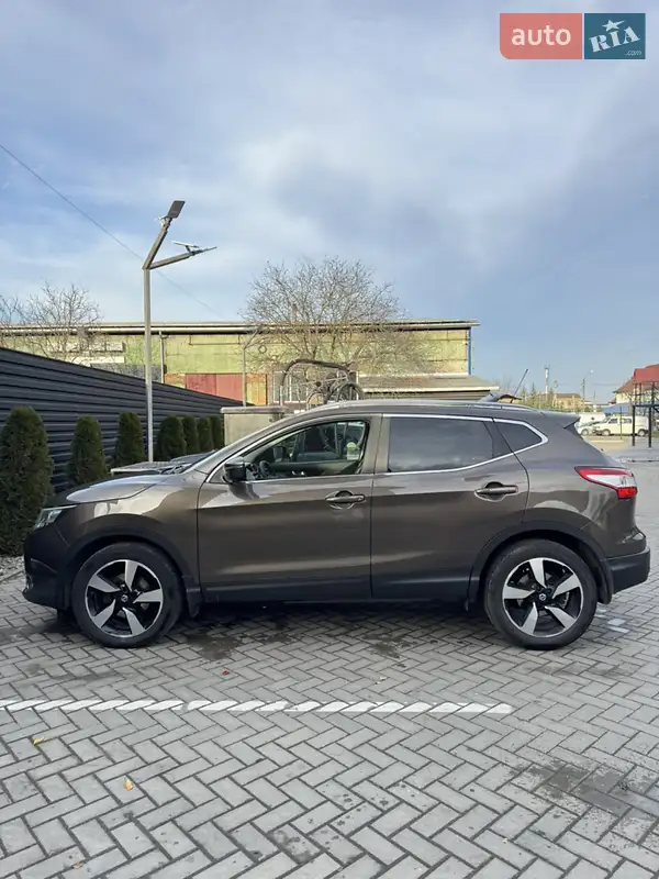 2015 nissan qashqai