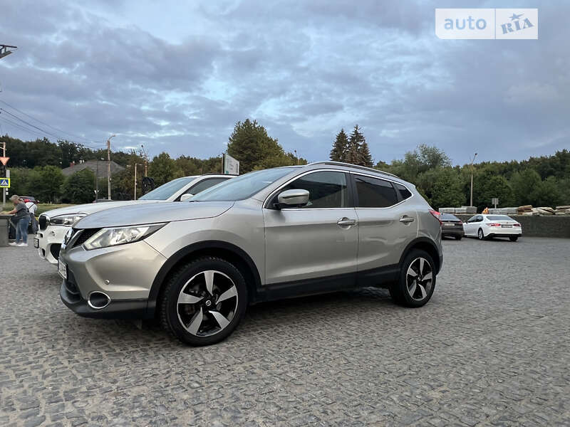 2016 nissan qashqai