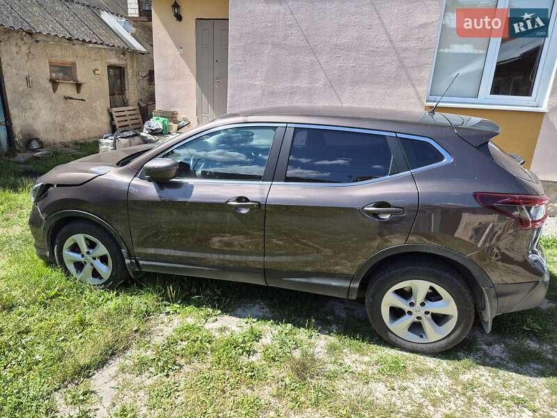 2021 nissan qashqai