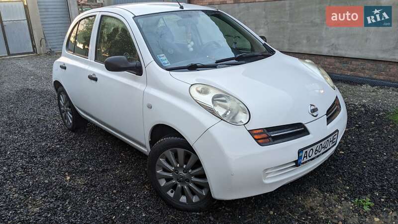 2003 nissan micra