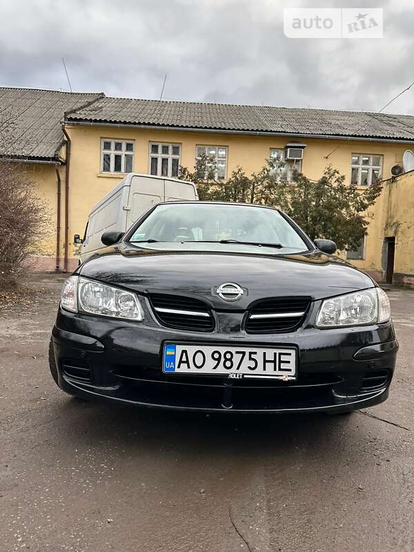 2000 nissan almera