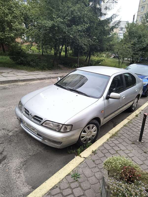 1998 nissan primera