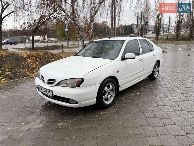 2000 nissan primera