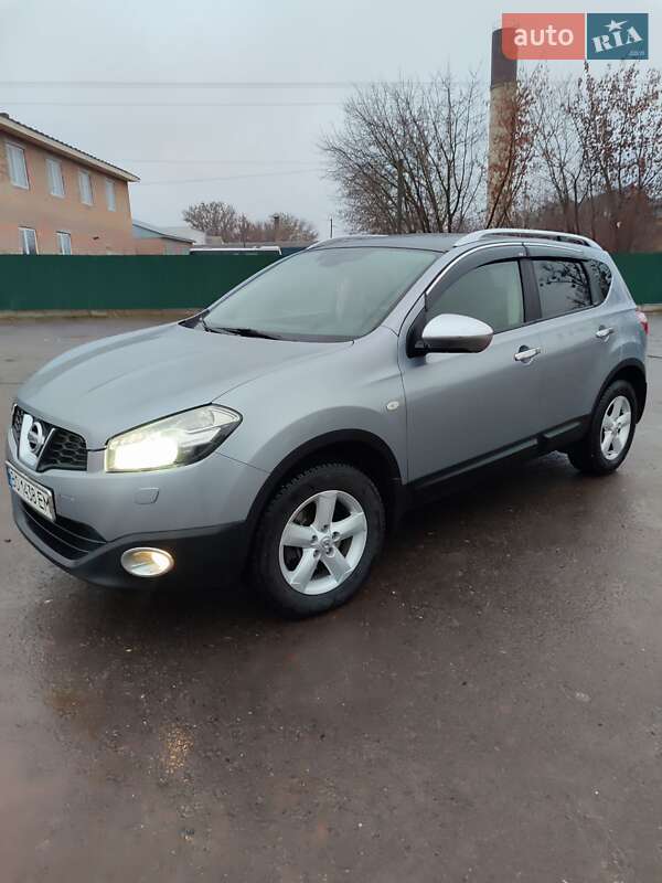 2010 nissan qashqai