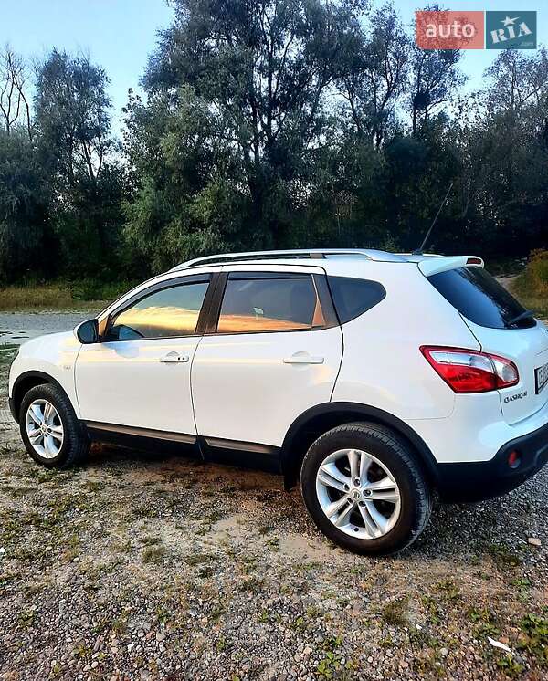 2010 nissan qashqai