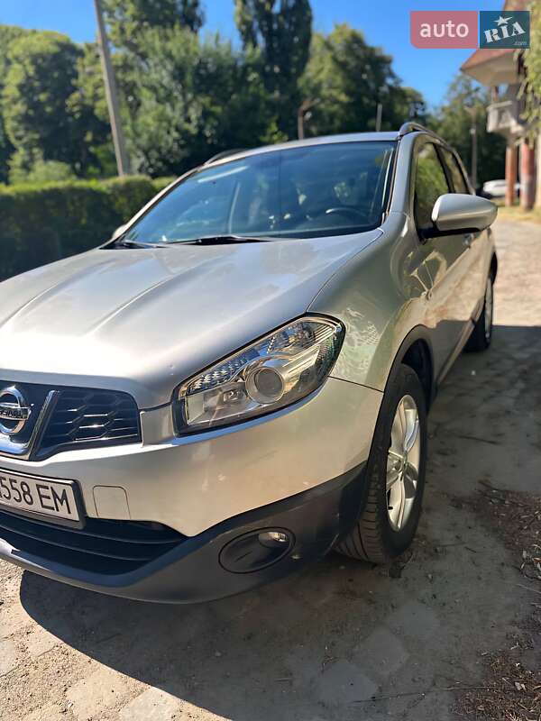 2011 nissan qashqai