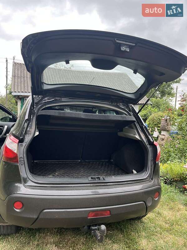 2011 nissan qashqai