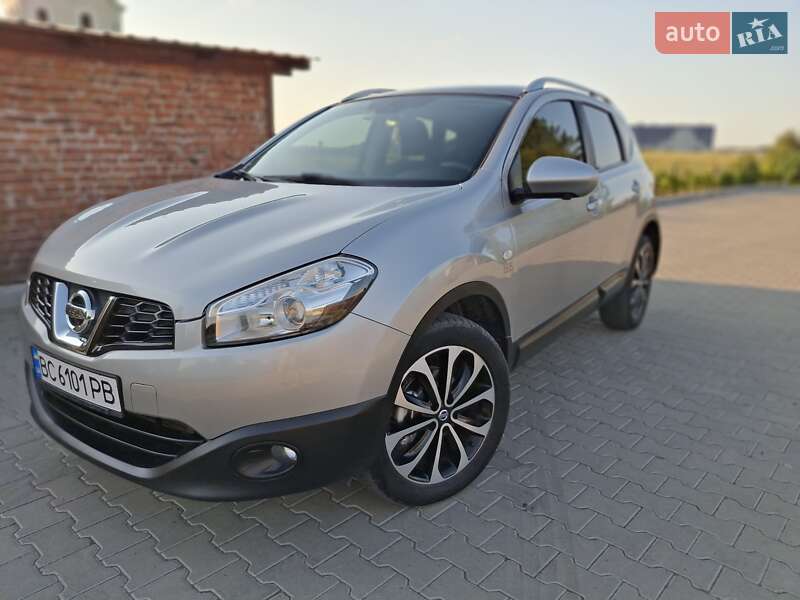 2012 nissan qashqai