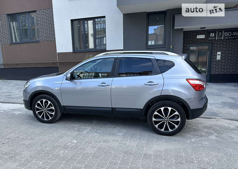 2012 nissan qashqai