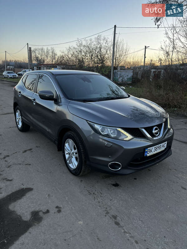 2014 nissan qashqai