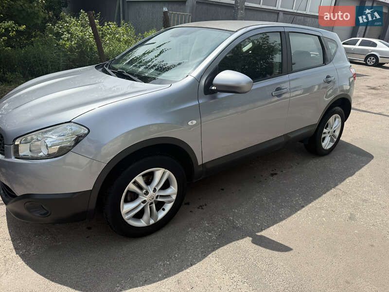 2012 nissan qashqai