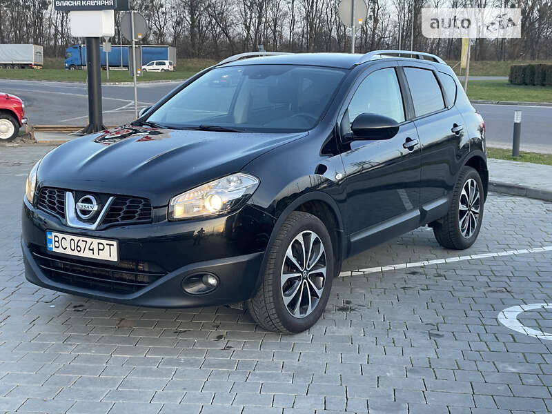2012 nissan qashqai
