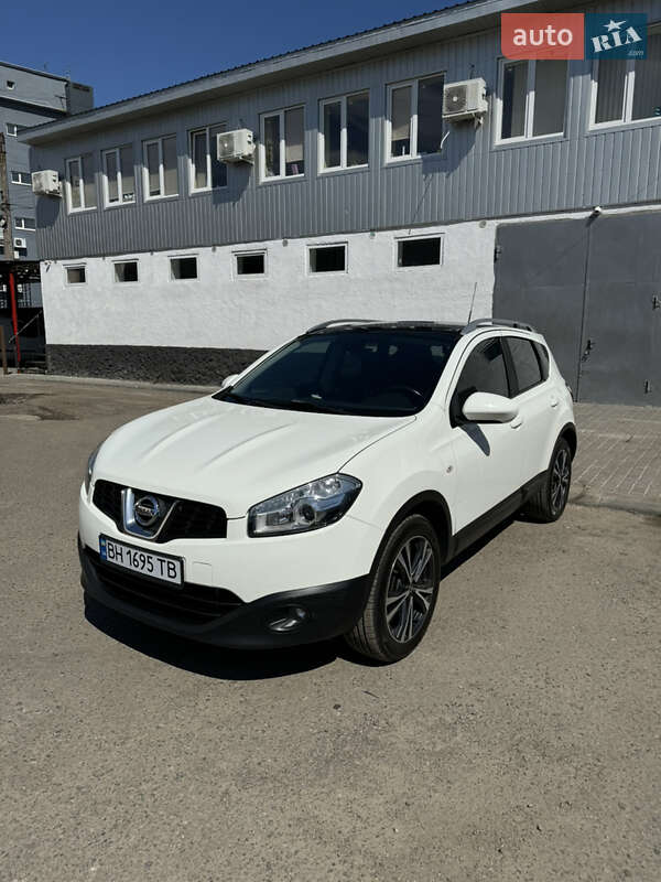 2012 nissan qashqai