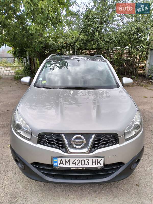 2012 nissan qashqai