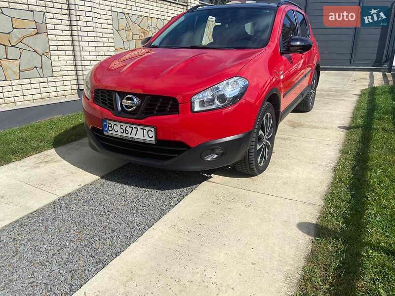 2012 nissan qashqai