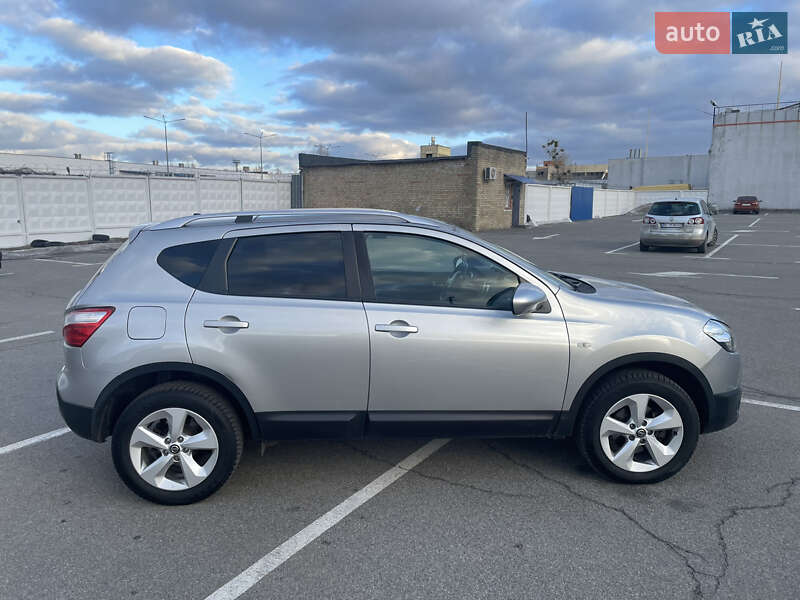 2012 nissan qashqai