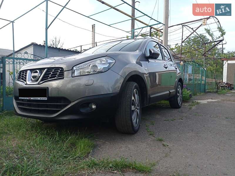 2012 nissan qashqai