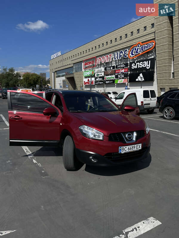 2012 nissan qashqai