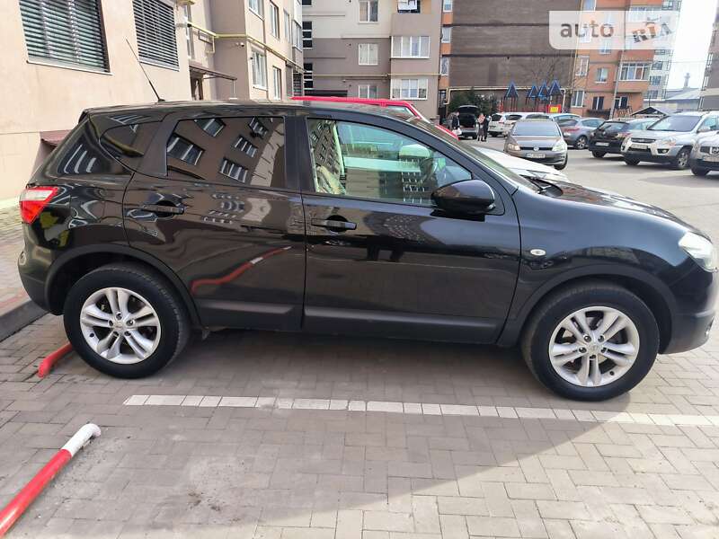 2012 nissan qashqai