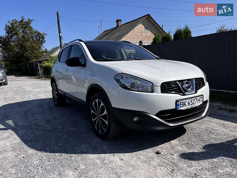 2012 nissan qashqai