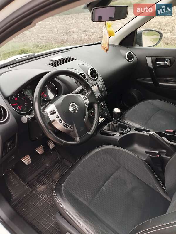 2013 nissan qashqai