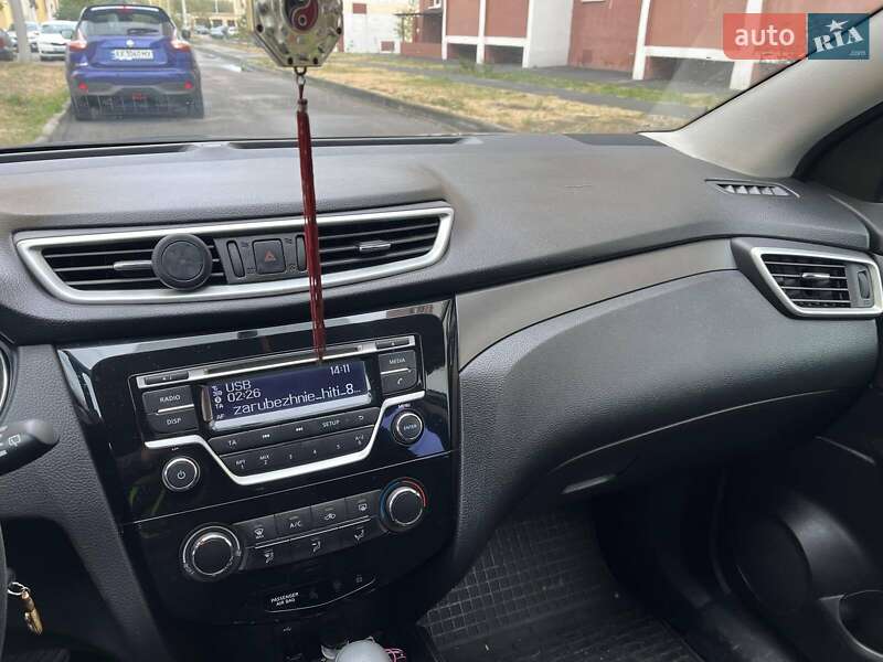 2016 nissan qashqai