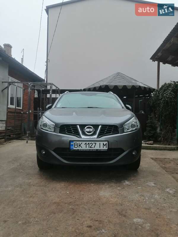 2012 nissan qashqai