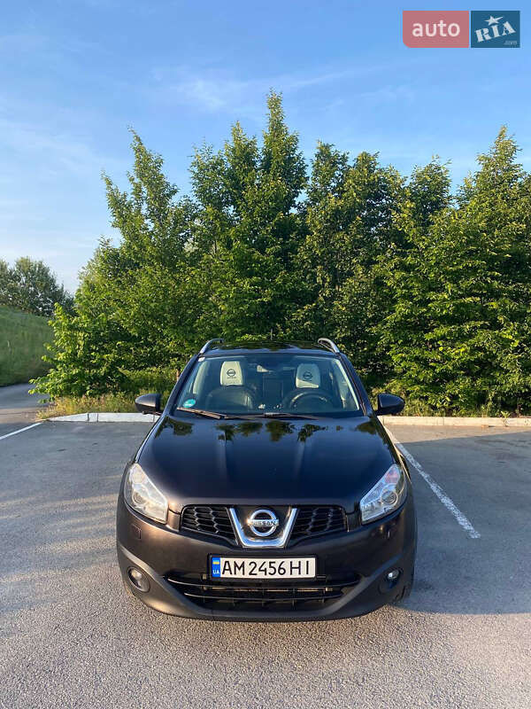 2012 nissan qashqai