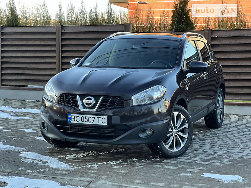 2012 nissan qashqai