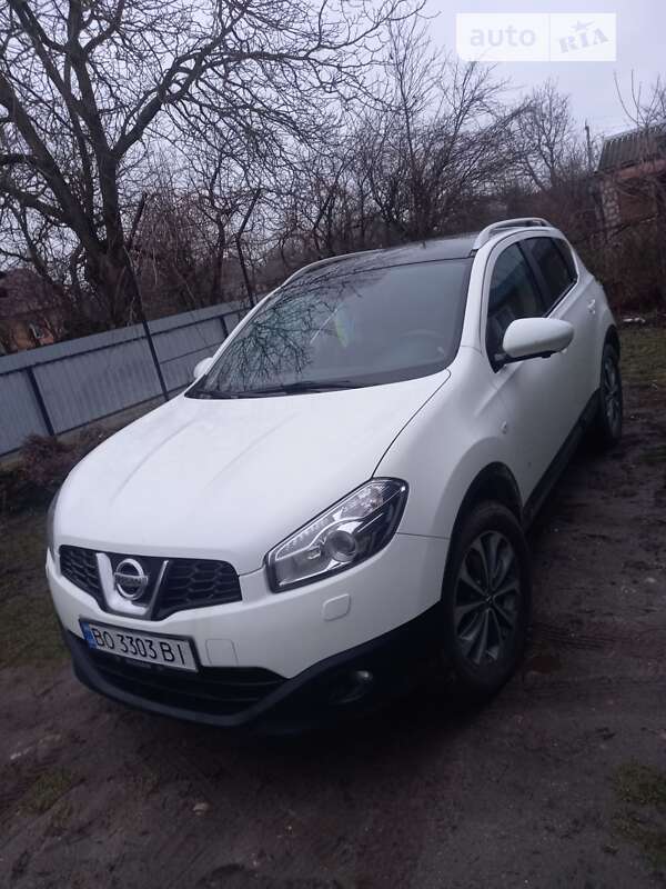 2012 nissan qashqai