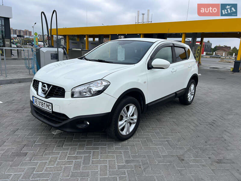 2012 nissan qashqai