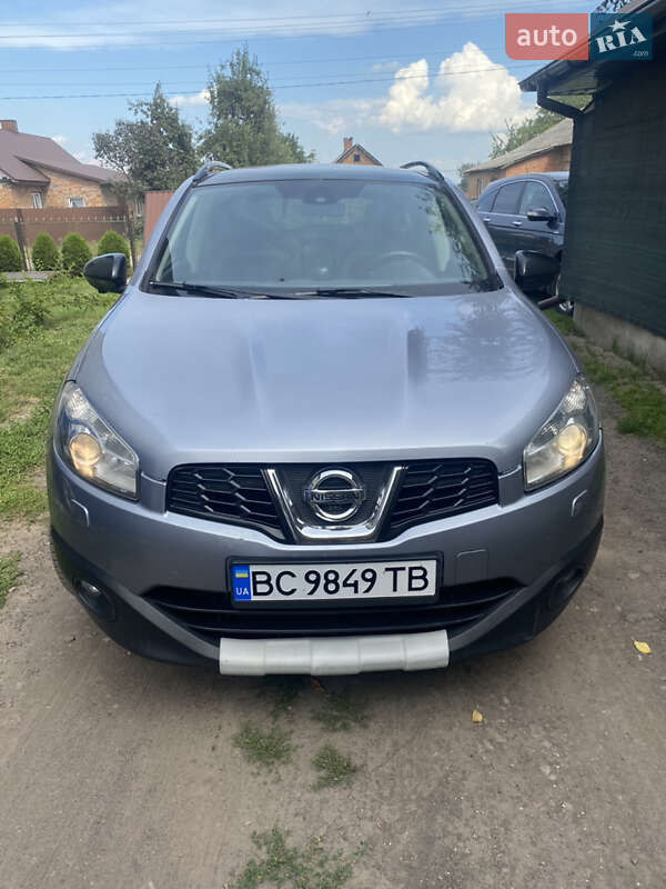 2013 nissan qashqai