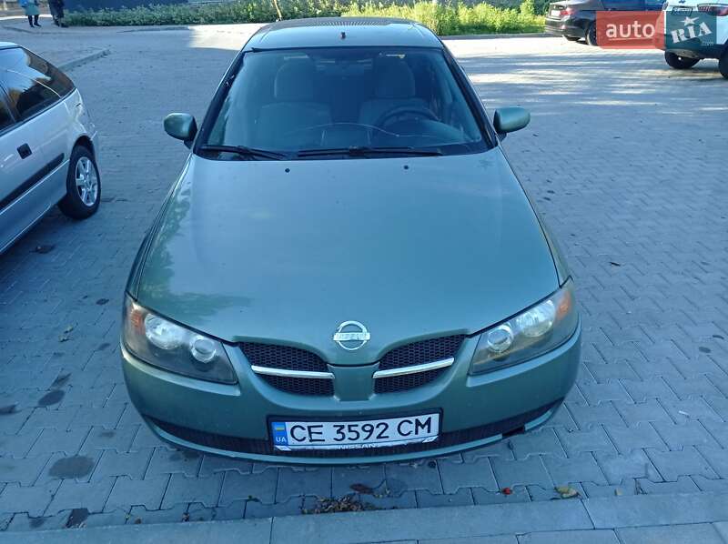 2004 nissan almera