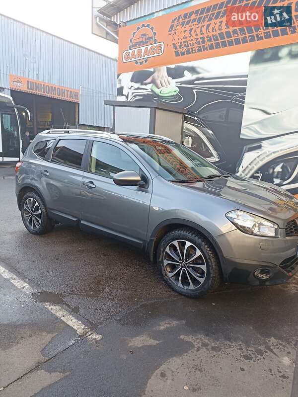 2011 nissan qashqai