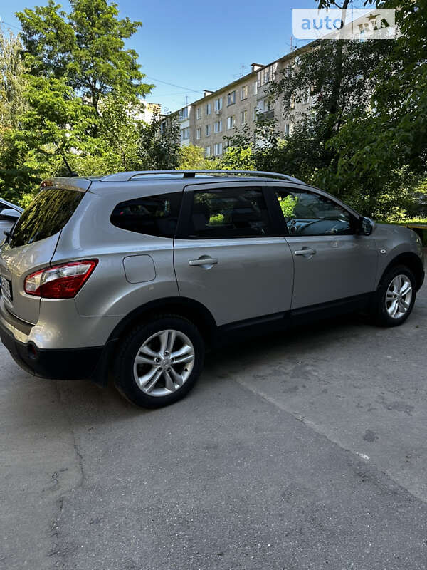 2011 nissan qashqai