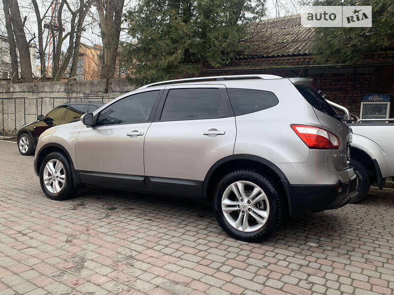 2011 nissan qashqai