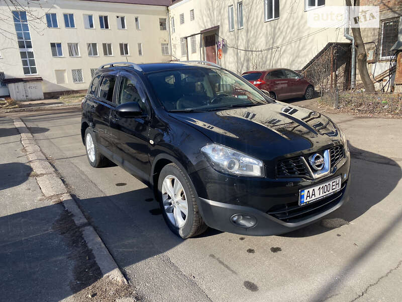 2012 nissan qashqai