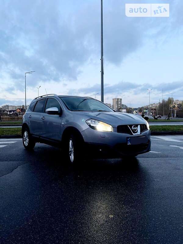 2010 nissan qashqai