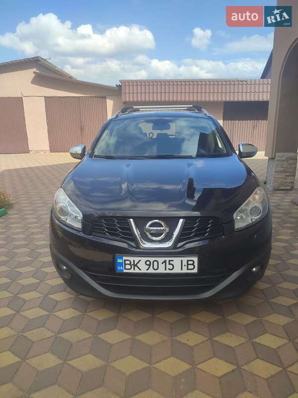 2012 nissan qashqai