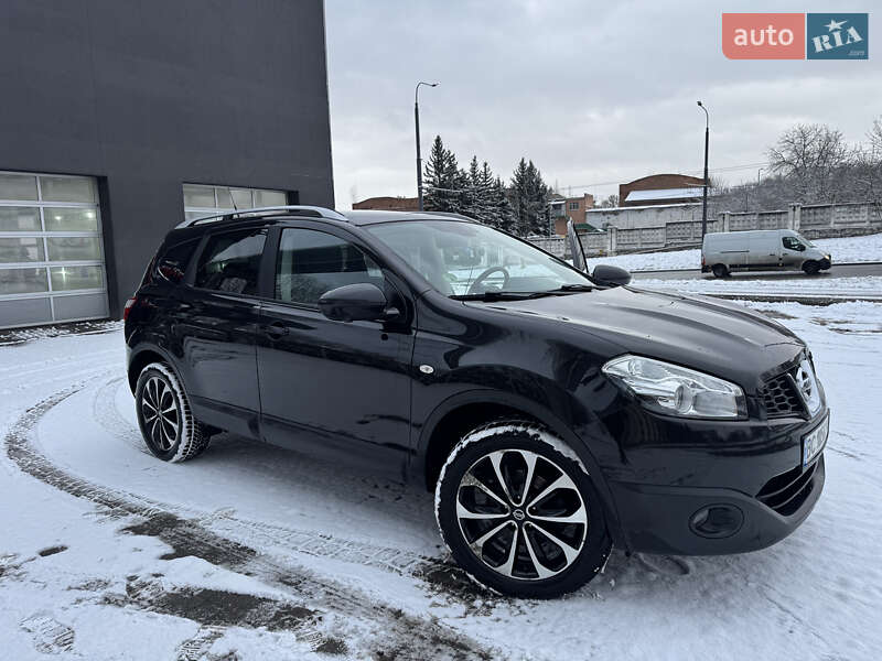 2012 nissan qashqai
