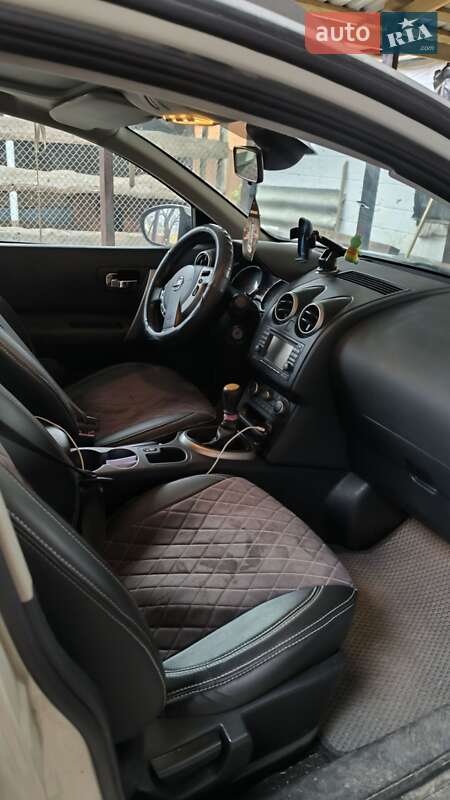 2012 nissan qashqai