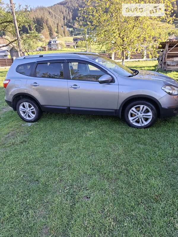 2010 nissan qashqai