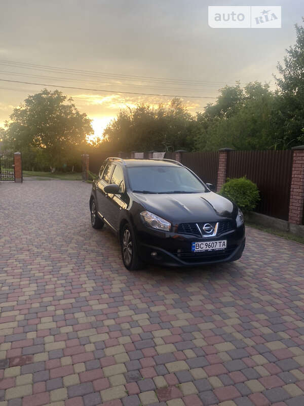 2010 nissan qashqai
