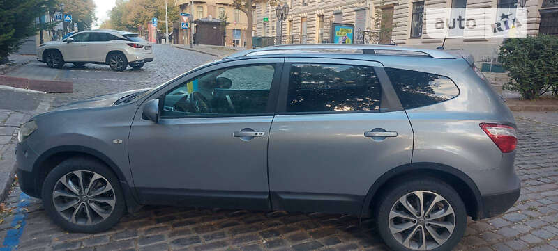 2010 nissan qashqai