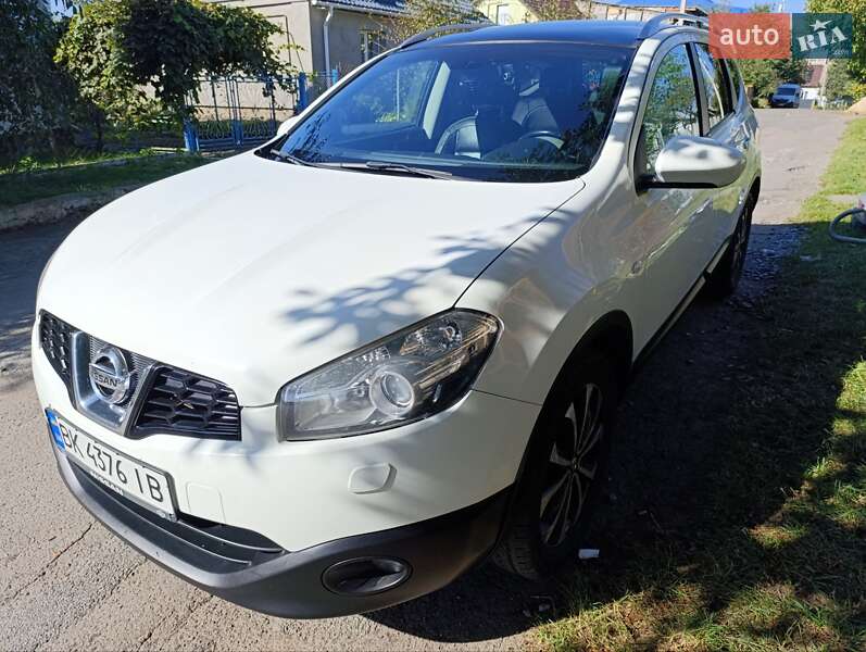 2011 nissan qashqai