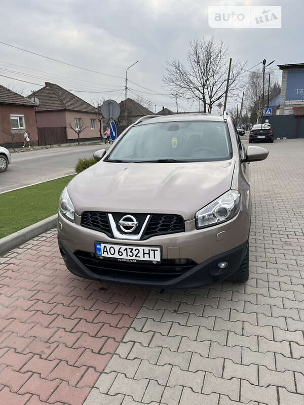 2012 nissan qashqai