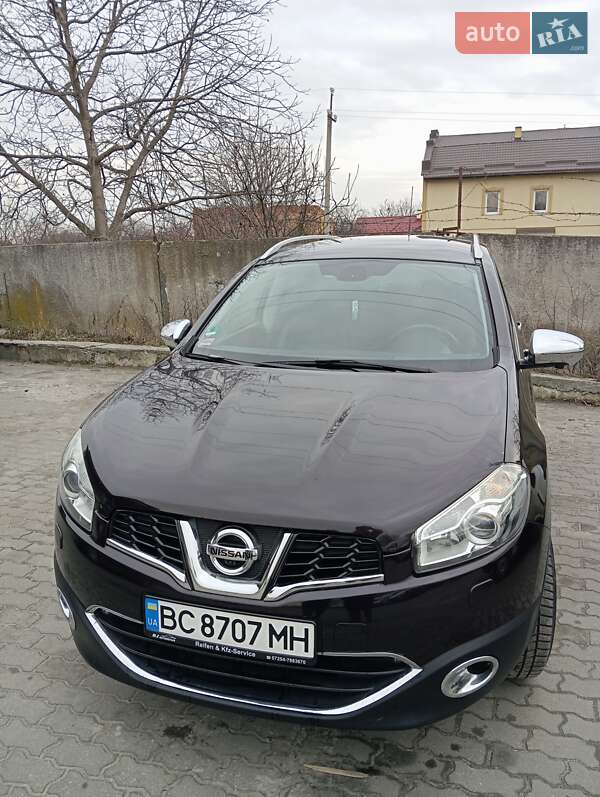 2012 nissan qashqai